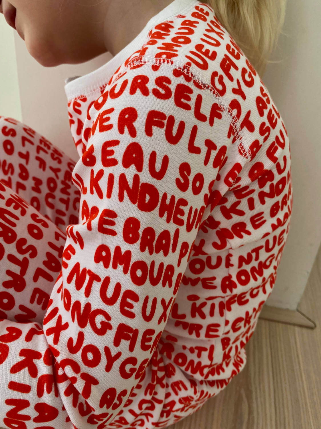 Brai kinderpyjama Alphabrai bij Slaapkopje