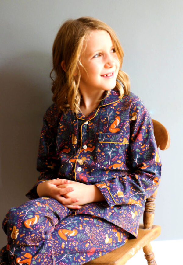 Lola Blake Woodland kinderpyjama slaapkopje