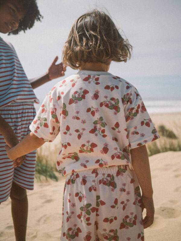 Sleepy Doe Strawberry short pyjama kids
