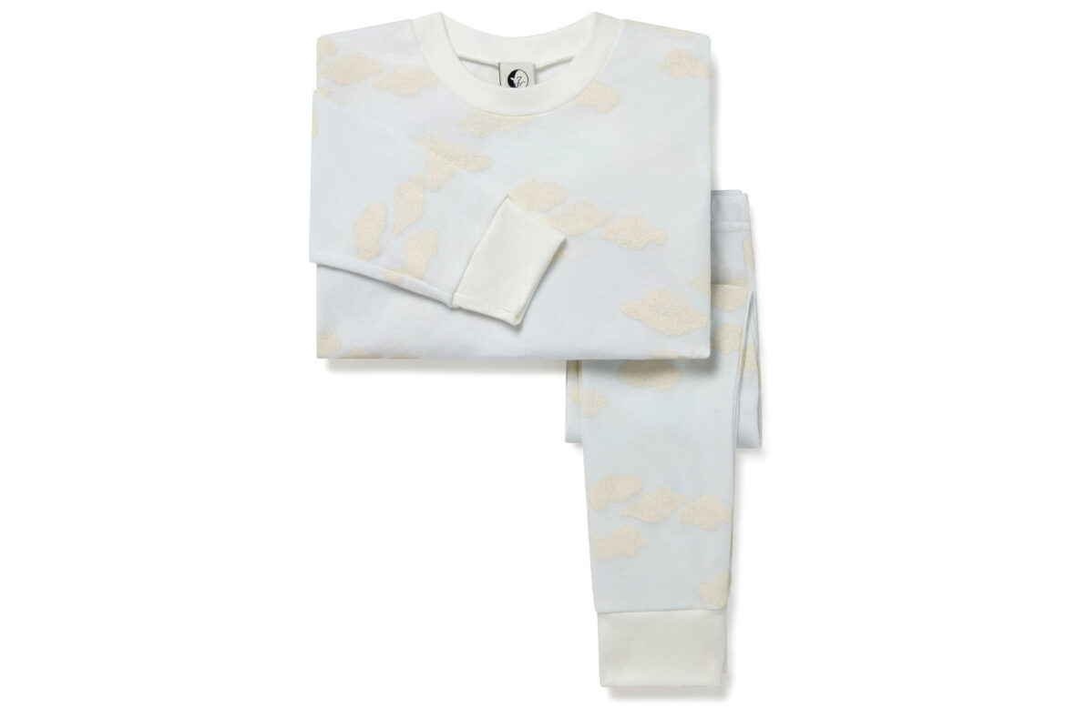 Sleepy Doe Cloud White