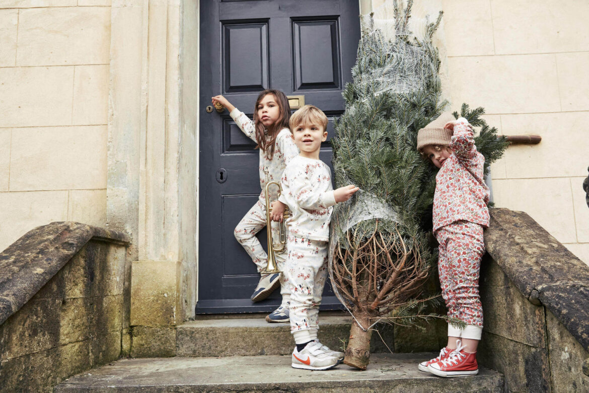 Sleepy Doe Festival Floral Kids and Musical Scene Classic pyjama
