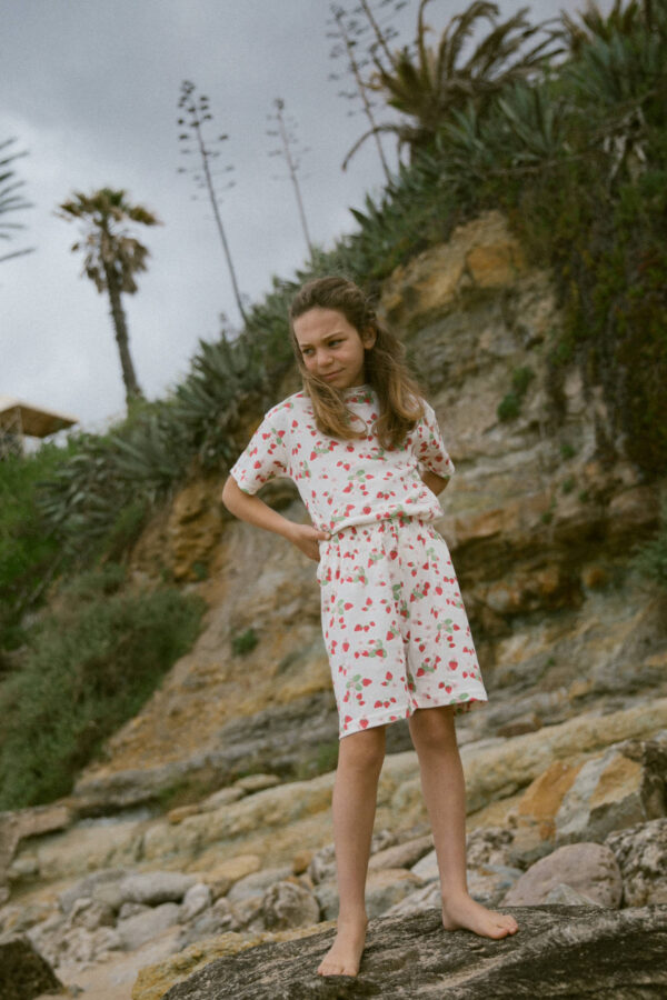 Sleepy Doe Strawberry short pyjama kids